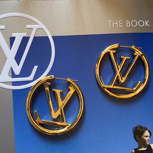 💎 Fashion Lux Hoop Earrings 💎 - Picture 5 of 5